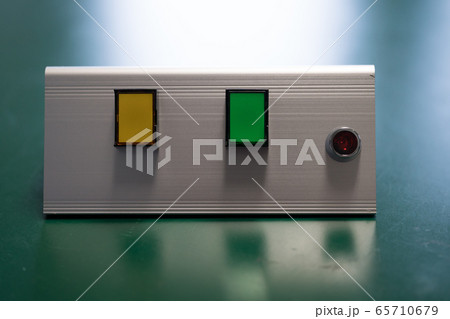 操作スイッチ取りつけ 65710679