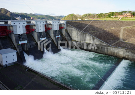 御所湖の春 御所湖の春 65713325