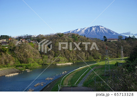 御所湖の春 65713328