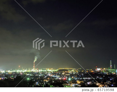 三重県四日市市垂坂公園の夜景です 三重県四日市市垂坂公園の夜景です 65719598