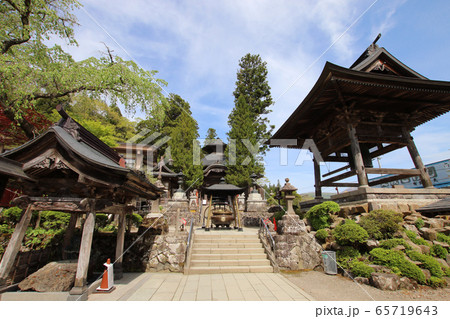 定義山の西方寺貞能堂 65719643