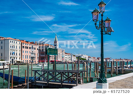 ベネチア、イタリア、朝焼け、サン・マルコ広場、早朝、運河の町、観光地、歴史ある町 65727520