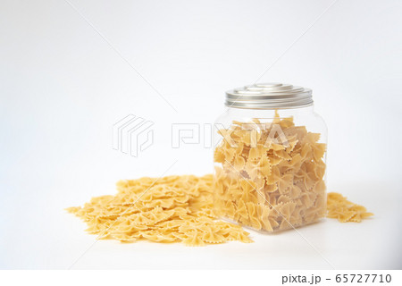 可愛いチョウチョチョのかたちのパスタ 可愛いチョウチョチョのかたちのパスタ 65727710
