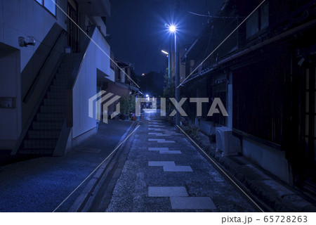 夜の四間道・円頓寺 65728263
