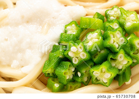 オクラと長芋とろろのネバネバぶっかけうどん(冷やし)。 65730708