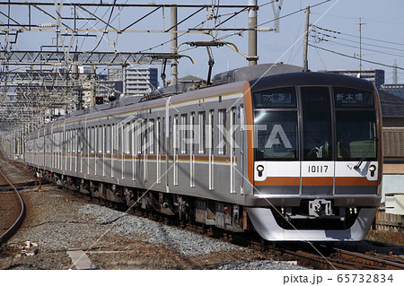 東武東上線直通の地下鉄有楽町線10000系 65732834