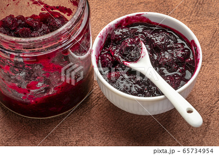 home made cranberry sauce 65734954