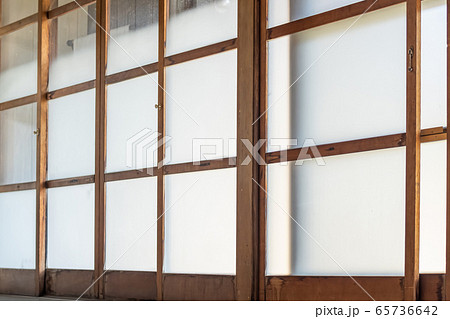 日本の古民家のイメージ　Image of old Japanese house 65736642