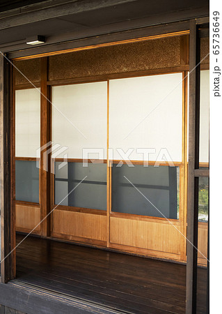 日本の古民家のイメージ　Image of old Japanese house 65736649