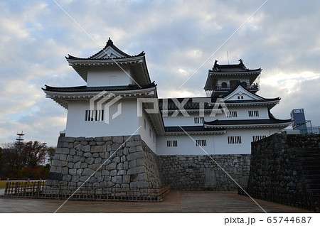 富山城の鉄御門を西側から見る(富山城址公園/富山県富山市丸の内) 富山城の鉄御門を西側から見る(富山城址公園/富山県富山市丸の内) 65744687