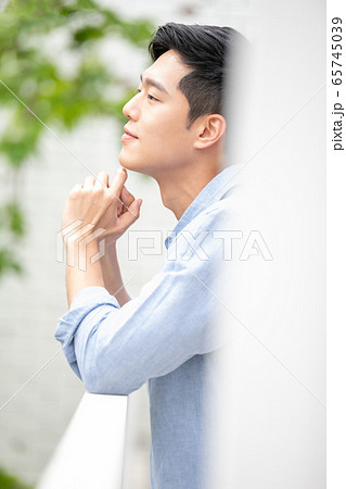 男 男性 男の子 65745039