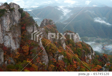 雲 空 登山 65745120