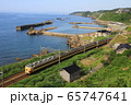 笠島海岸を行く国鉄型特急 65747641