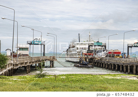 sea ferries. crossing to Koh Samui. Ferry 65748432