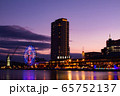 夕暮れの神戸ハーバーランド 65752137