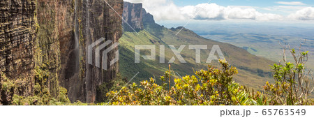 Mount Roraima banner web, Venezuela, South Mount Roraima banner web, Venezuela, South 65763549