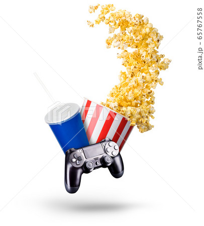 Paper bucket with popcorn, cup of drink and video 65767558