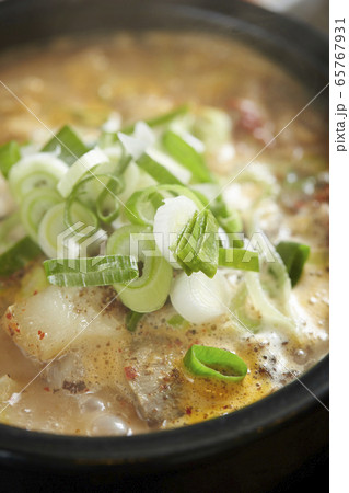 韓国のチゲ料理 65767931