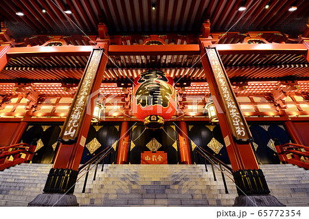 浅草寺本堂志ん橋大提灯 65772354