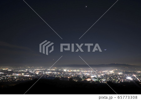 若草山から見た奈良盆地夜景 65773308
