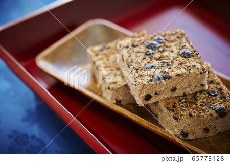 韓国の創作餅菓子 チョコレートとコーヒーのシルトック 韓国の創作餅菓子 チョコレートとコーヒーのシルトック 65773428