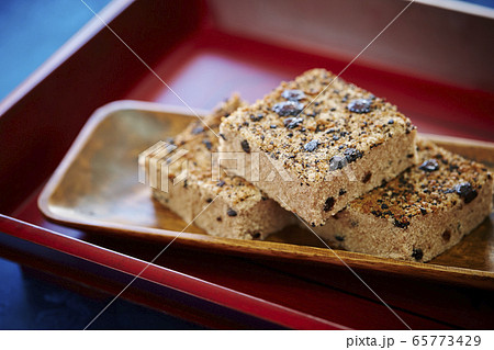 韓国の創作餅菓子 チョコレートとコーヒーのシルトック 韓国の創作餅菓子 チョコレートとコーヒーのシルトック 65773429