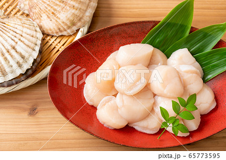 お刺身用ホタテ貝柱 500g お刺身用ホタテ貝柱 500g 65773595