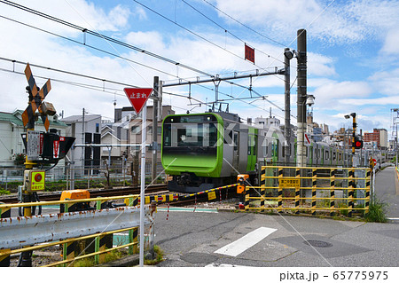 東京都北区中里にある、第二中里踏切 東京都北区中里にある、第二中里踏切 65775975