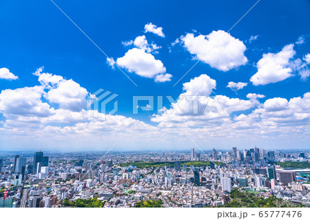 《東京都》青い空と白い雲・東京都市風景 《東京都》青い空と白い雲・東京都市風景 65777476