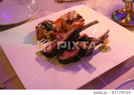 Roaring Megs Restaurant、ローリング・メグス、クイーンズタウン、ラム肉、ディナ 65779339