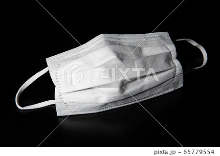 白いマスク　立体プリーツ加工 65779554