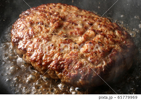 ハンバーグ 65779969