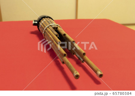 雅楽の楽器・笙（しょう） 65780384