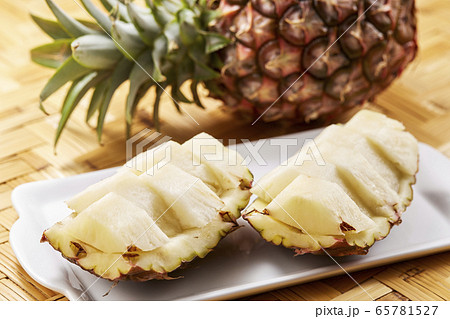パイナップル　(ピーチパイン) 65781527