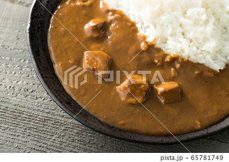 じっくり煮込んだ豚角煮カレー じっくり煮込んだ豚角煮カレー 65781749
