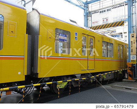 東京メトロ銀座線の踏切(上野検車区前) 東京メトロ銀座線の踏切(上野検車区前) 65791479