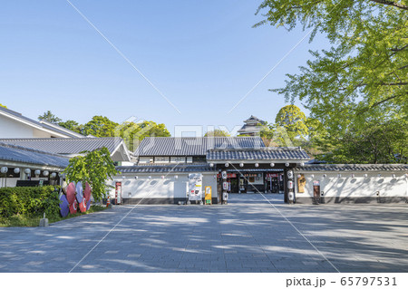 熊本県熊本市 快晴の桜の馬場 城彩苑 熊本県熊本市 快晴の桜の馬場 城彩苑 65797531
