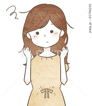 髪がまとまらない女性 髪がまとまらない女性 65799292