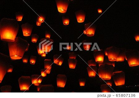 台湾 ランタンフェスティバル 台湾 ランタンフェスティバル 65807136