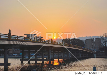滋賀県の瀬田の唐橋 滋賀県の瀬田の唐橋 65809948