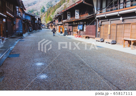 奈良井宿の街並み 塩尻市 奈良井宿の街並み 塩尻市 65817111