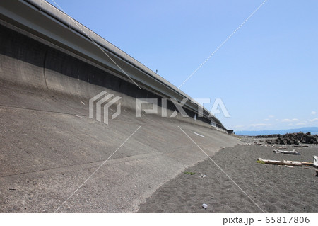駿河湾の防波堤 駿河湾の防波堤 65817806