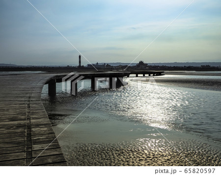 台湾・台中市・高美湿地 青空 午前 Gaomei Wetlands, Taichung 台湾・台中市・高美湿地 青空 午前 Gaomei Wetlands, Taichung 65820597