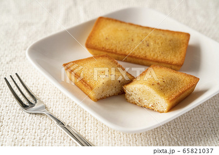 フィナンシェ　洋菓子 65821037