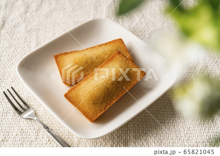 フィナンシェ　洋菓子 65821045