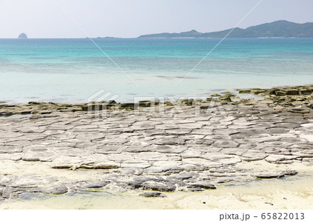 沖縄　奥武島　畳石 65822013
