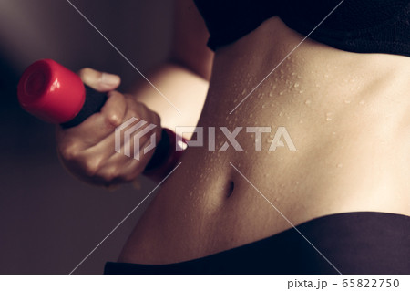 Fitness Model Lady woman sweaty sporty belly Fitness Model Lady woman sweaty sporty belly 65822750