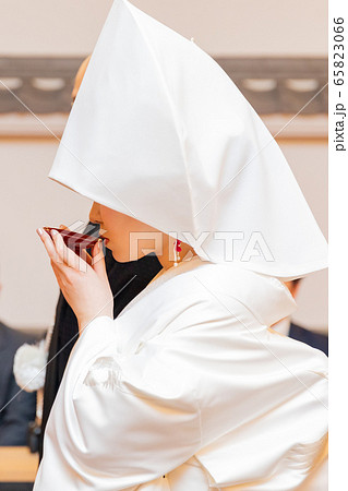 結婚式　挙式　和式　三々九度 65823066