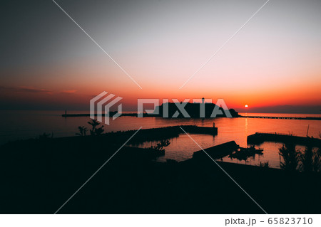 江ノ島 黄昏 サンセット 日本 横の写真素材 [65823710] - PIXTA
