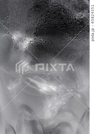 焼酎 水割り 焼酎 水割り 65824351